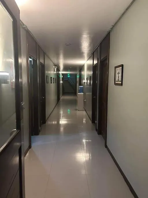 Vincent Resort Room 204 With Netflix Pool Housekeeping! Angeles Apartment