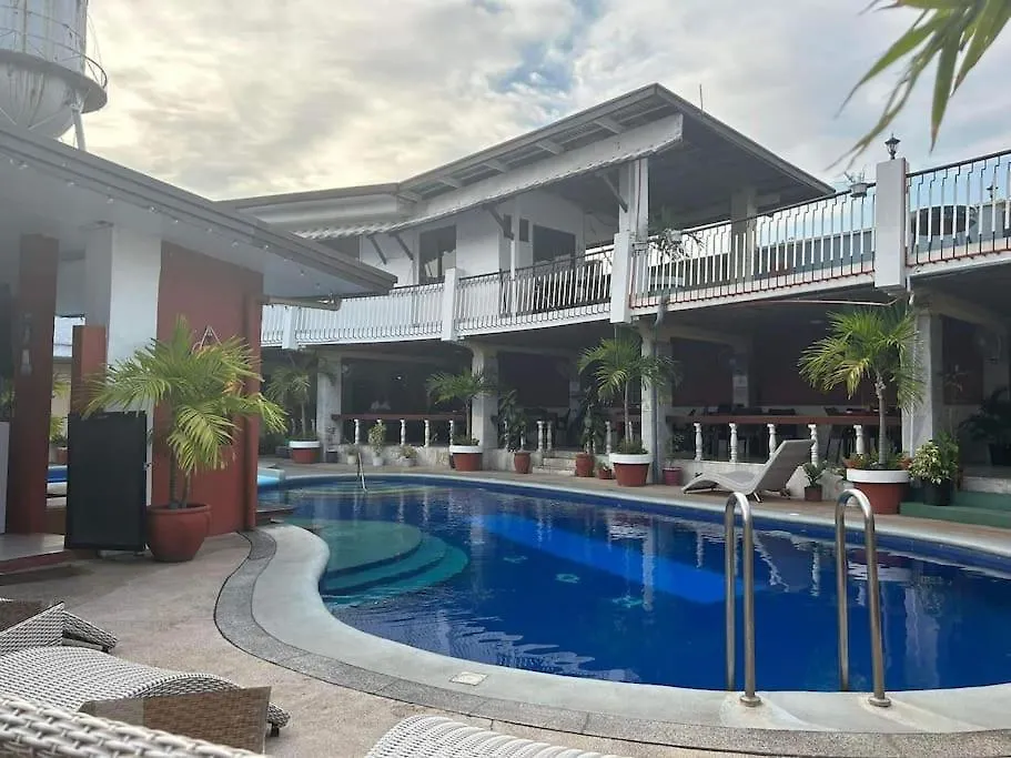 Vincent Resort Room 204 With Netflix Pool Housekeeping! Ángeles 0*,  Filipinas