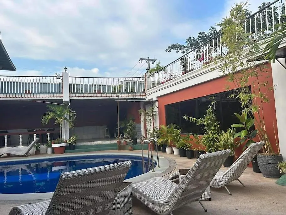 Vincent Resort Room 204 With Netflix Pool Housekeeping! Ángeles