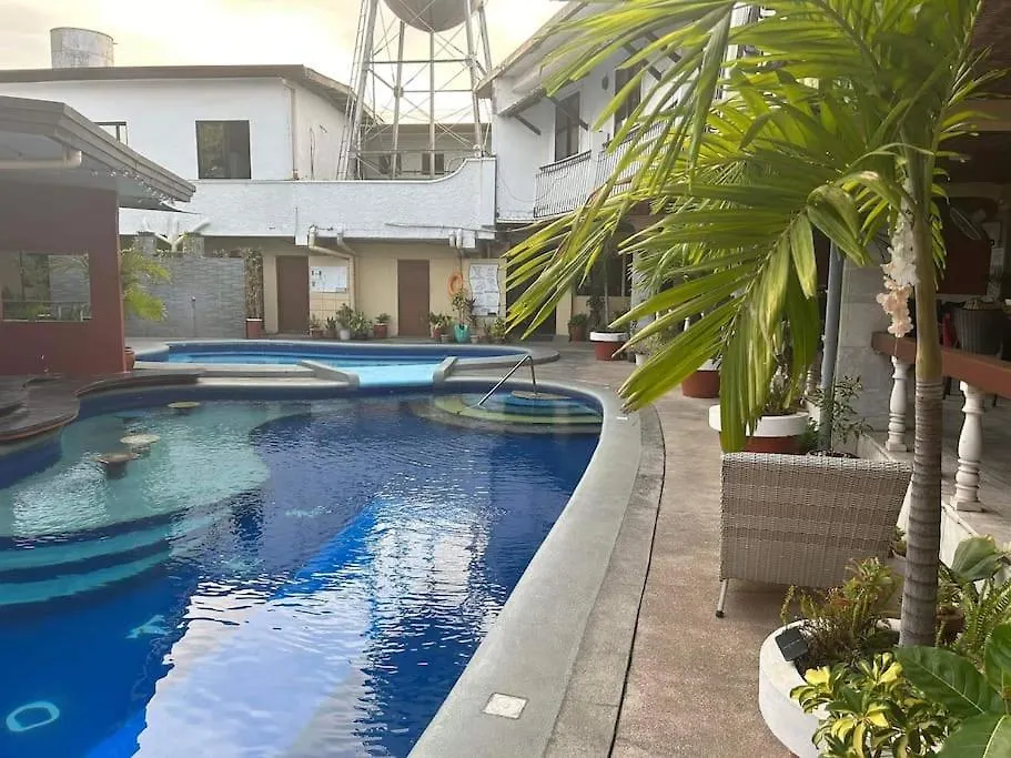 Vincent Resort Room 204 With Netflix Pool Housekeeping! Ángeles